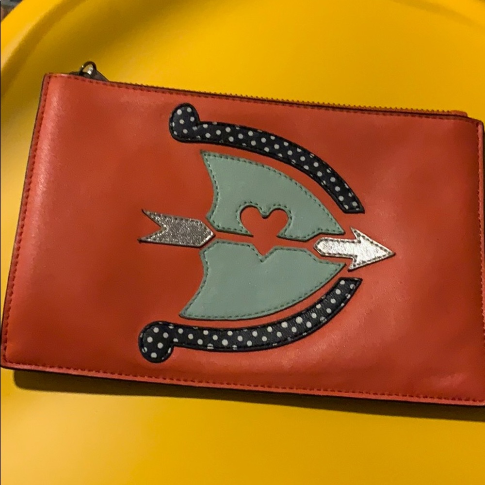 Sagittarius pouch